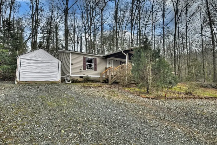 59 Christel & Nathan Ln, Blue Ridge, GA 30513 - Image #2