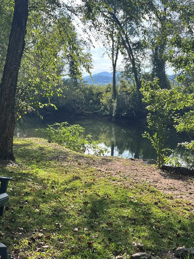 204 Hiawassee River Road, Brasstown, NC 28902 - Image #3