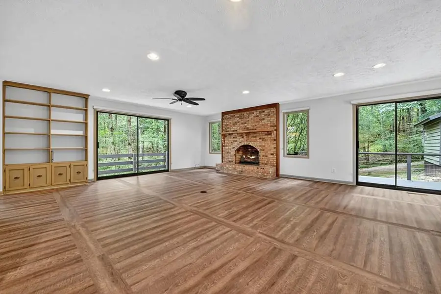 260 Flat Creek Crossing, Blue Ridge, GA 30513 - Image #2