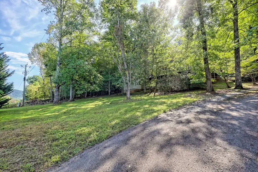 466 Ivy Log Creek, Young Harris, GA 30582 - Image #2