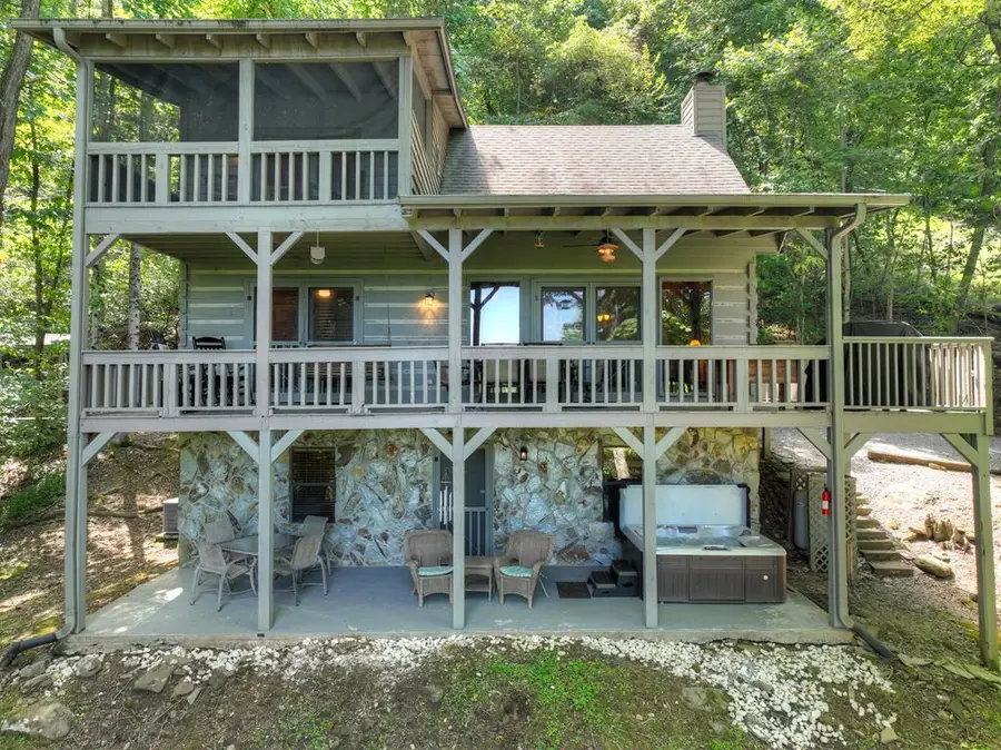 304 Ridge Circle, Blue Ridge, GA 30513 - Image #3