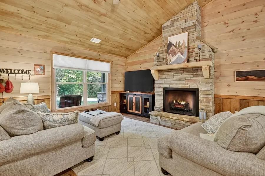 168 Fightingtown Creek Road, McCaysville, GA 30555 - Image #3