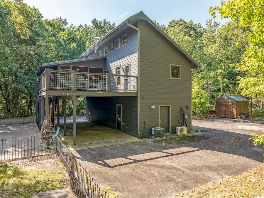 214 Dickerson Drive, Ellijay, GA 30536 - Image #2