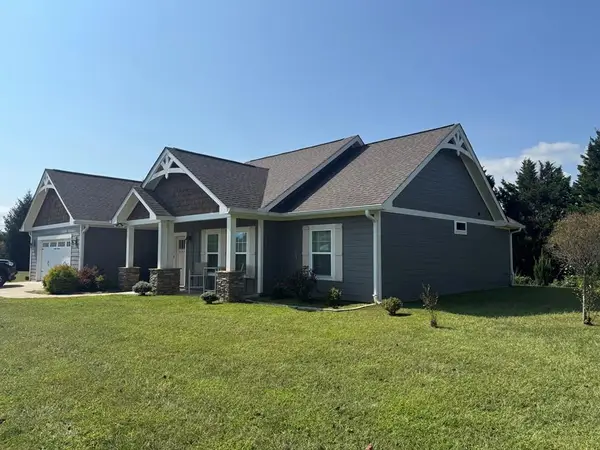 280 Bent Grass Circle, Hayesville, NC 28904