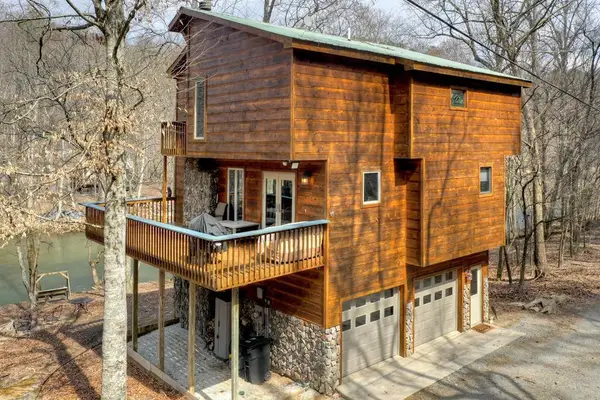 102 Addle Way, Ellijay, GA 30540