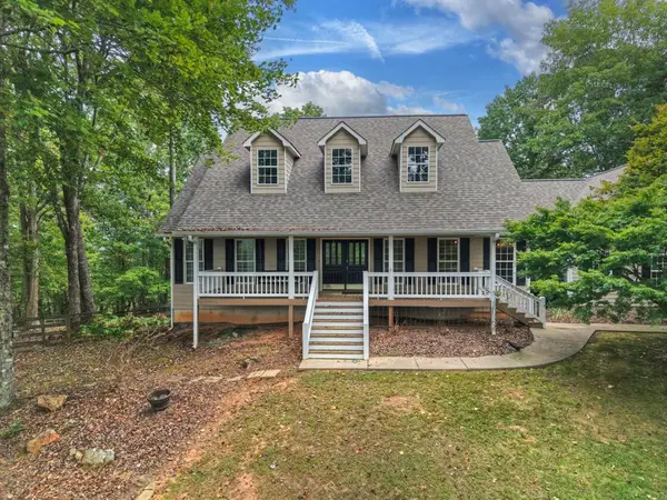 344 Cascades Lane, Blue Ridge, GA 30513