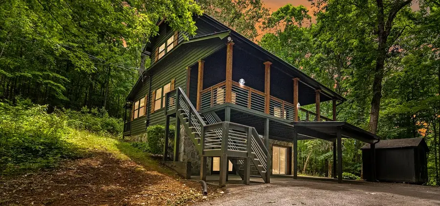 136 Fox Run Drive, Blue Ridge, GA 30513 - Image #2