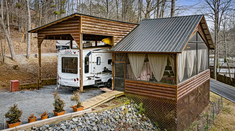 18 Second Street, Ellijay, GA 30540 - Image #2