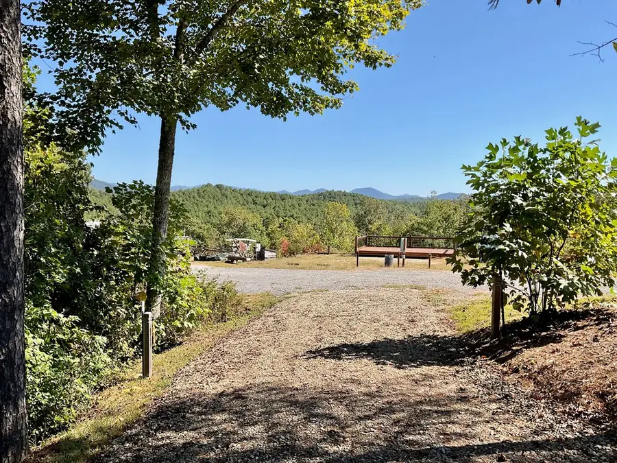 215 Pioneer Road, Murphy, NC 28906 - Image #2