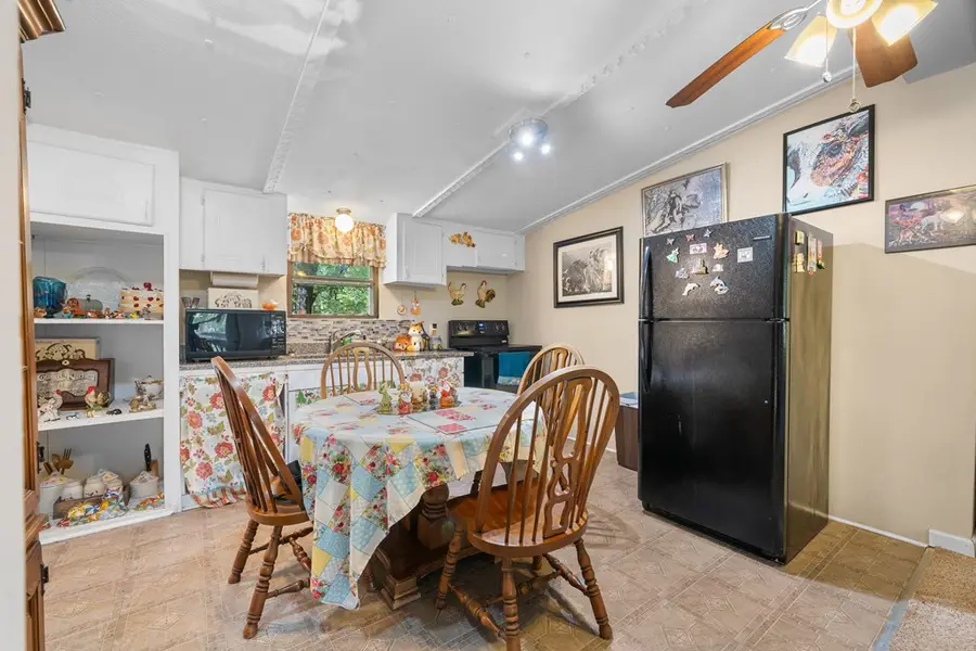 586 Log Round Mountain Trail, Ellijay, GA 30540 - Image #3