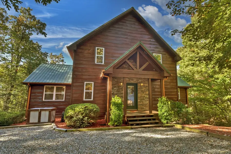 113 Deer Hunter Trail, Blue Ridge, GA 30513 - Image #2