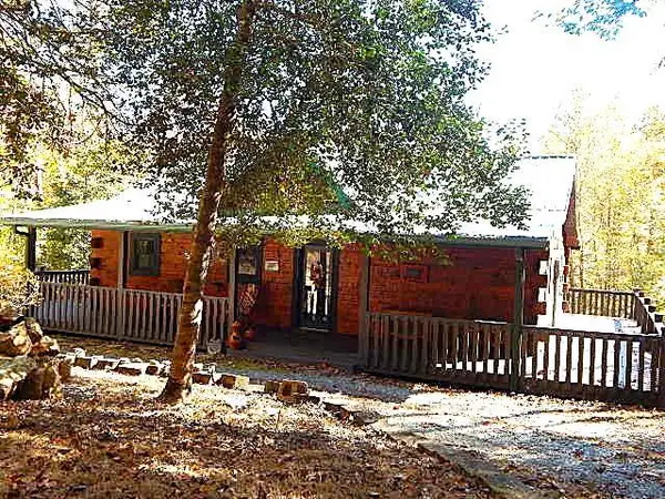 533 Mangums Trail, Blue Ridge, GA 30513