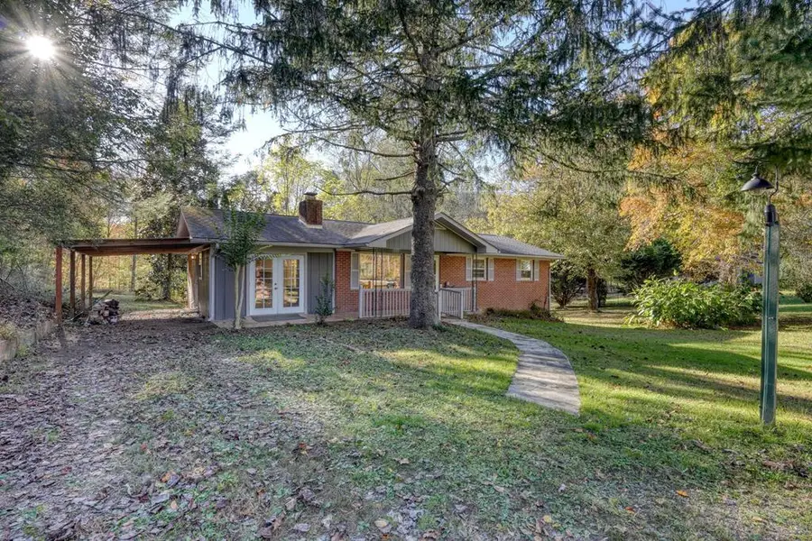 110 Johnson Road, Hayesville, NC 28904 - Image #2