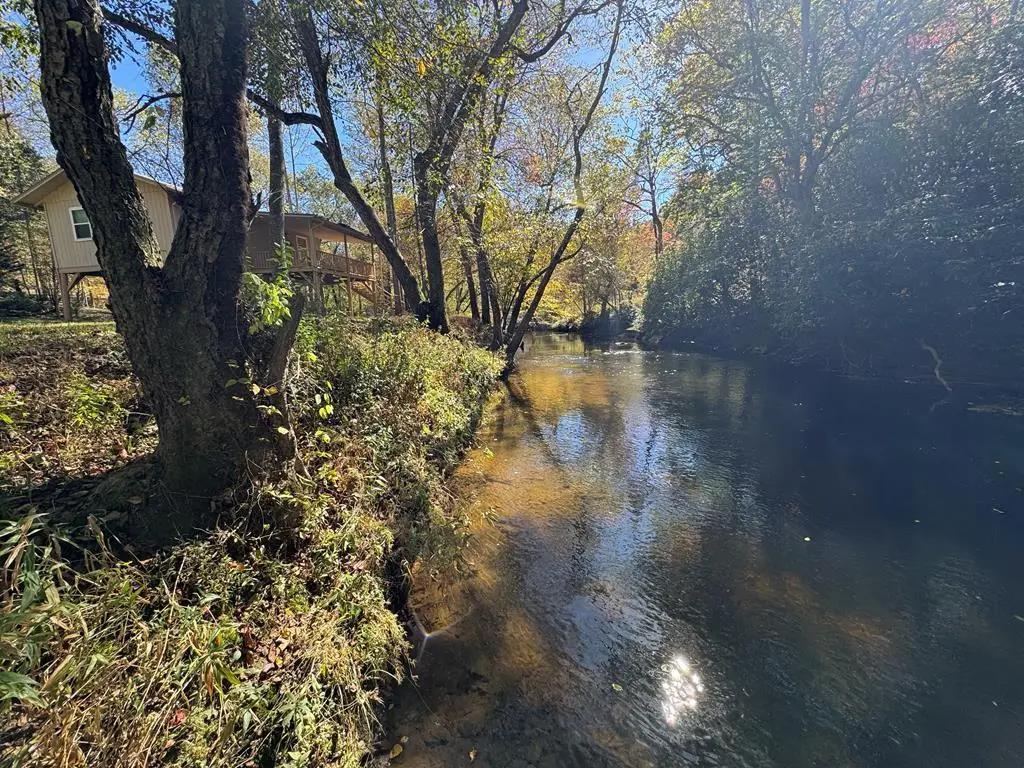 9341 Old Hwy 64w, Brasstown, NC 28902 - Image #1