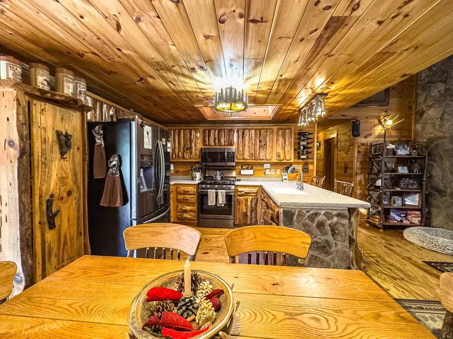 614 Rockridge Road, Murphy, NC 28906 - Image #2