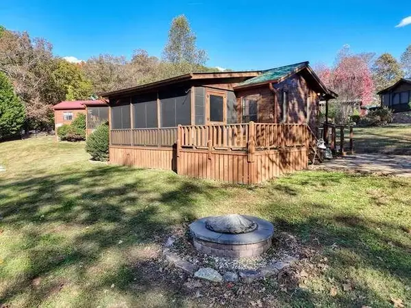 74 Frontier Way, Blairsville, GA 30512