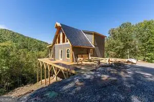 430 Fiddlers Way, Brasstown, NC 28902 - Image #1