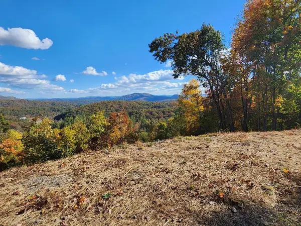 674 Warbler Road, Murphy, NC 28906