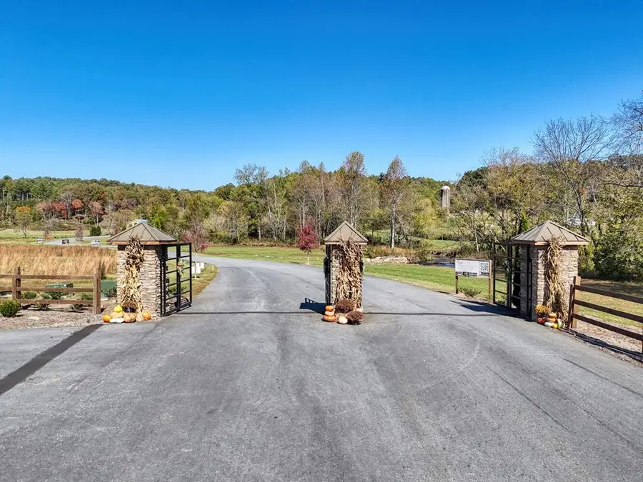 90 Split Creek Road, Morganton, GA 30560 - #2