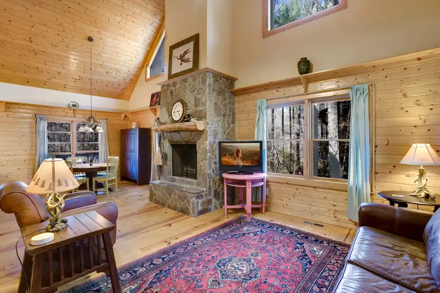 311 Vineyard Creek Way, Murphy, NC 28906 - Image #2