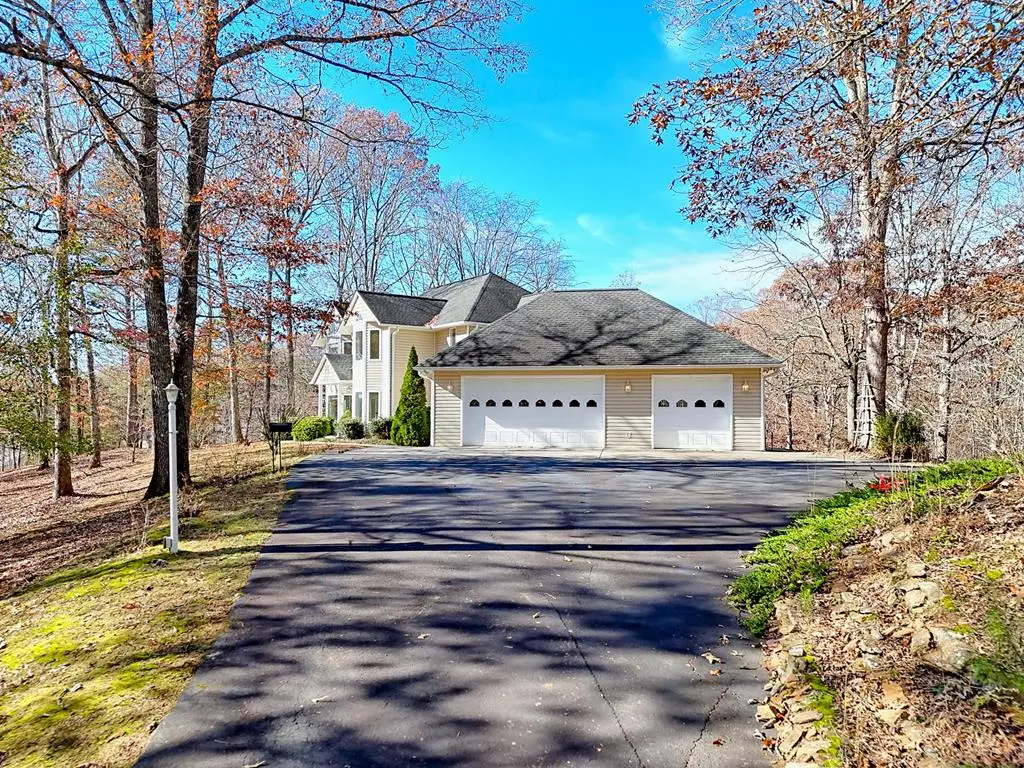 838 Peachtree Hills Road, Murphy, NC 28906 - Image #1