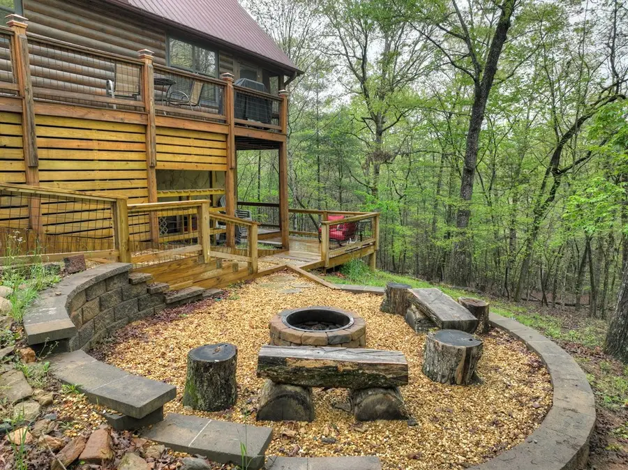 294 Oakwood Trail, Mineral Bluff, GA 30559 - Image #3