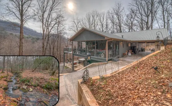 2875 Hickory Cove Lane, Hiawassee, GA 30546