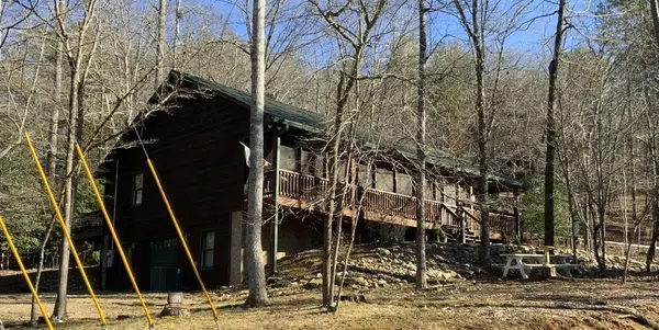 29 Agora Lane, Ellijay, GA 30540