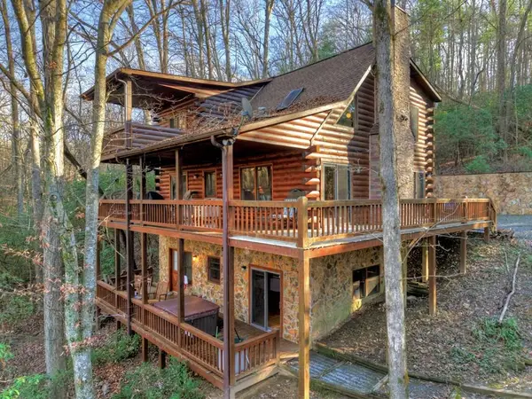 144 Hothouse View, Mineral Bluff, GA 30559