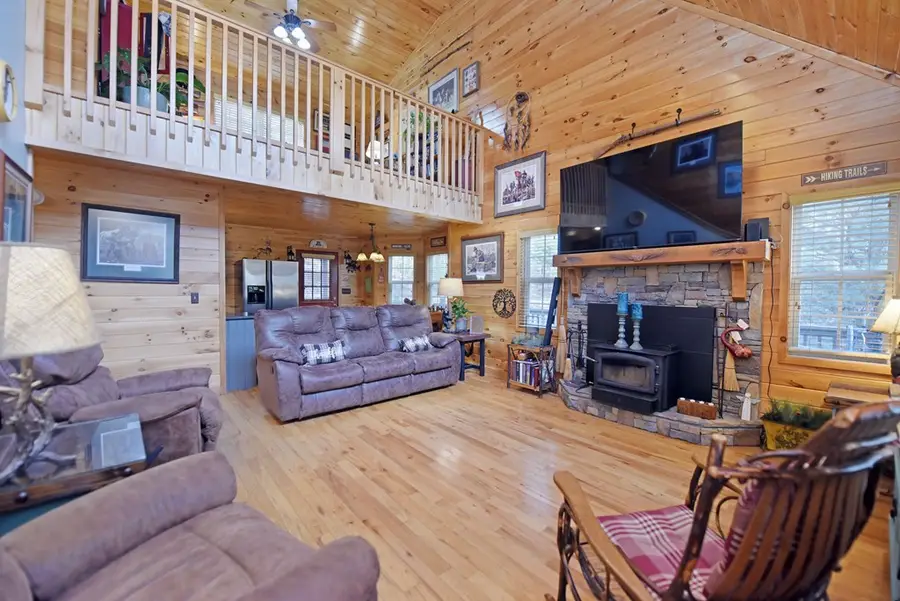 126 Stacy Lane, Blairsville, GA 30512 - Image #2