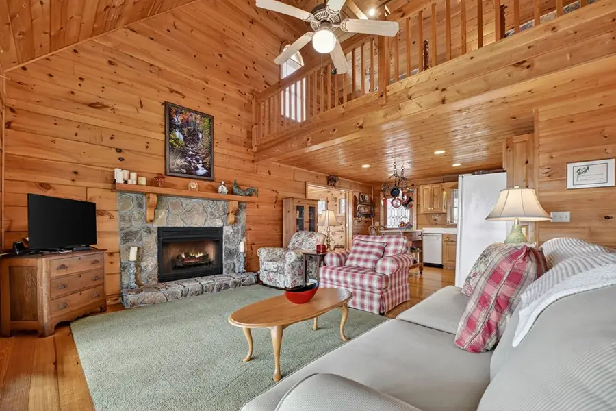 1186 Walnut Ridge, Ellijay, GA 30536 - Image #2