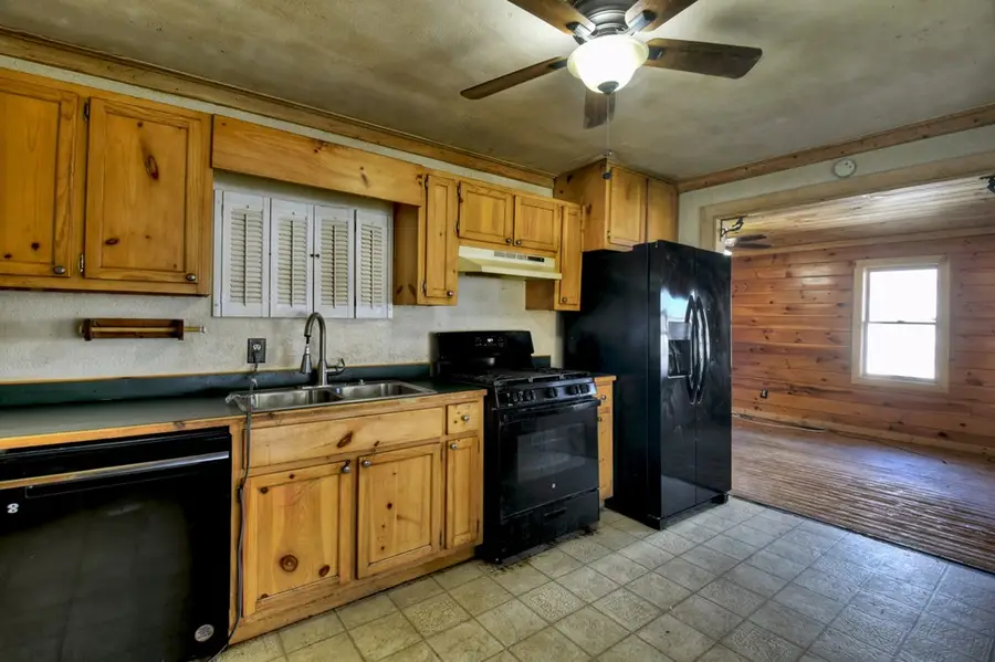 1388 E Main Street, Blue Ridge, GA 30513 - Image #3