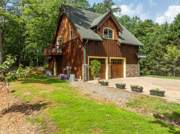 83 Riverview, Blue Ridge, GA 30513