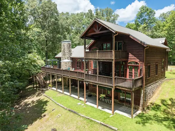 381 Ross Drive, Mineral Bluff, GA 30559