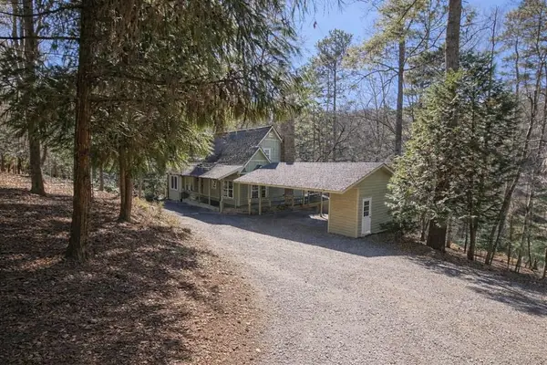 987 Lazy River Lane, Ellijay, GA 30536