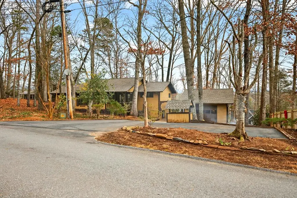 951 Mcclure Drive, Hayesville, NC 28904 - Image #1