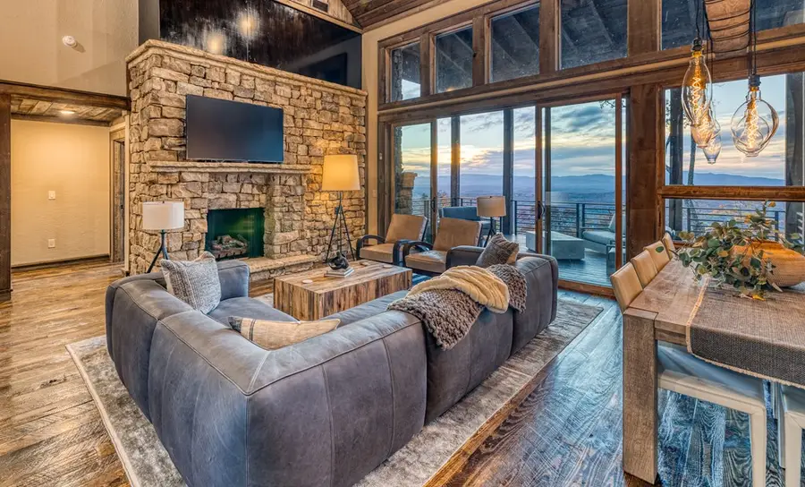 180 Wawayanda Drive, Mineral Bluff, GA 30559 - #3