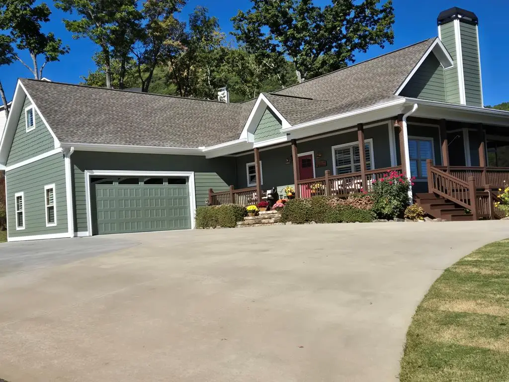 368 Ivy Log Heights Road, Young Harris, GA 30582 - #1