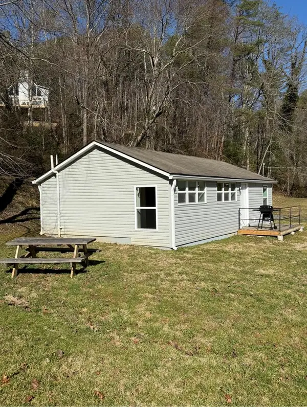 3975 Nc Hwy 141, Marble, NC 28905