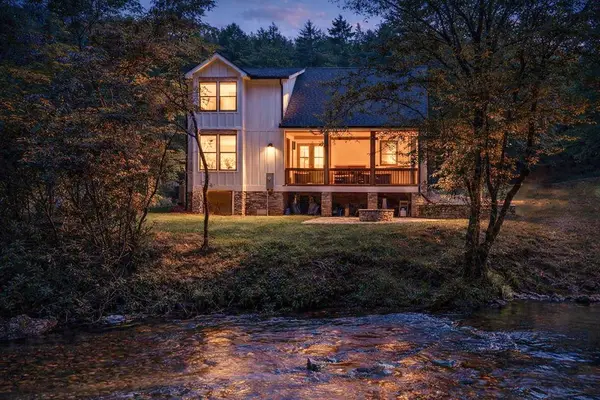 241 Riverview Drive, Robbinsville, NC 28771