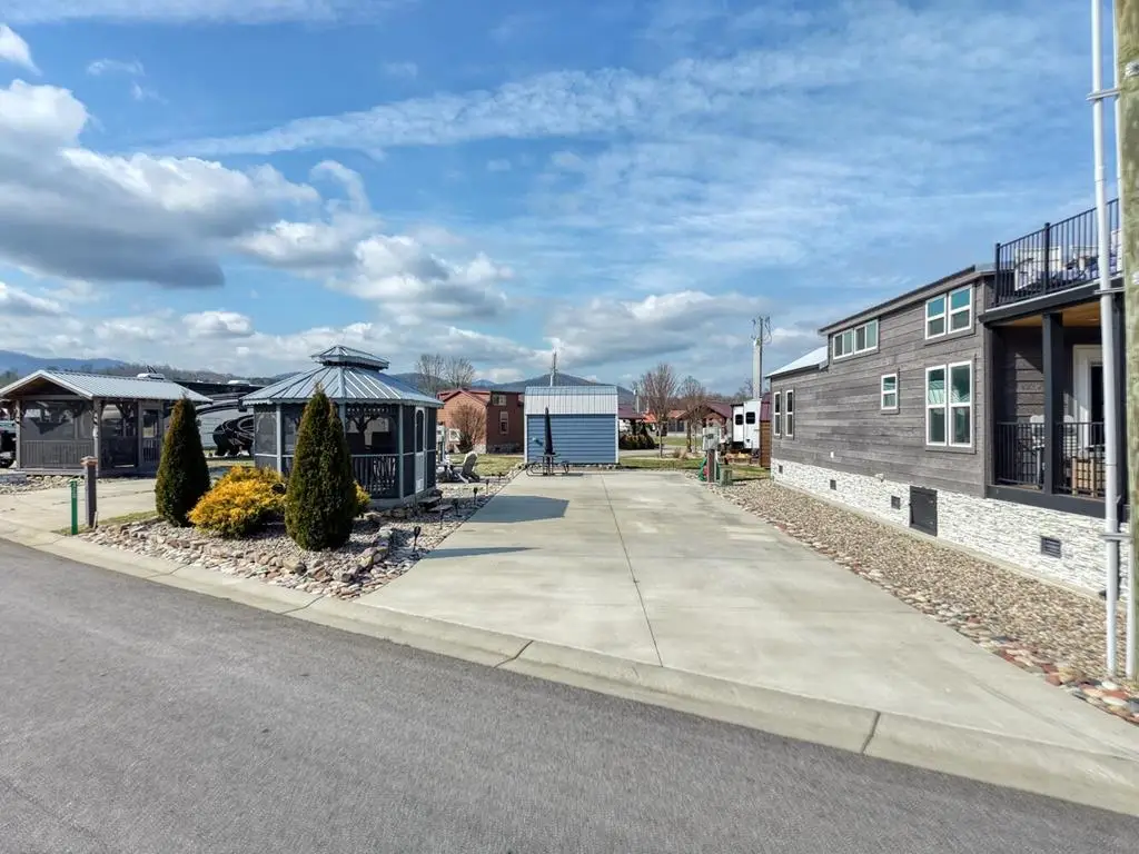 310 Mountain Creek Road, Blairsville, GA 30512 - #1