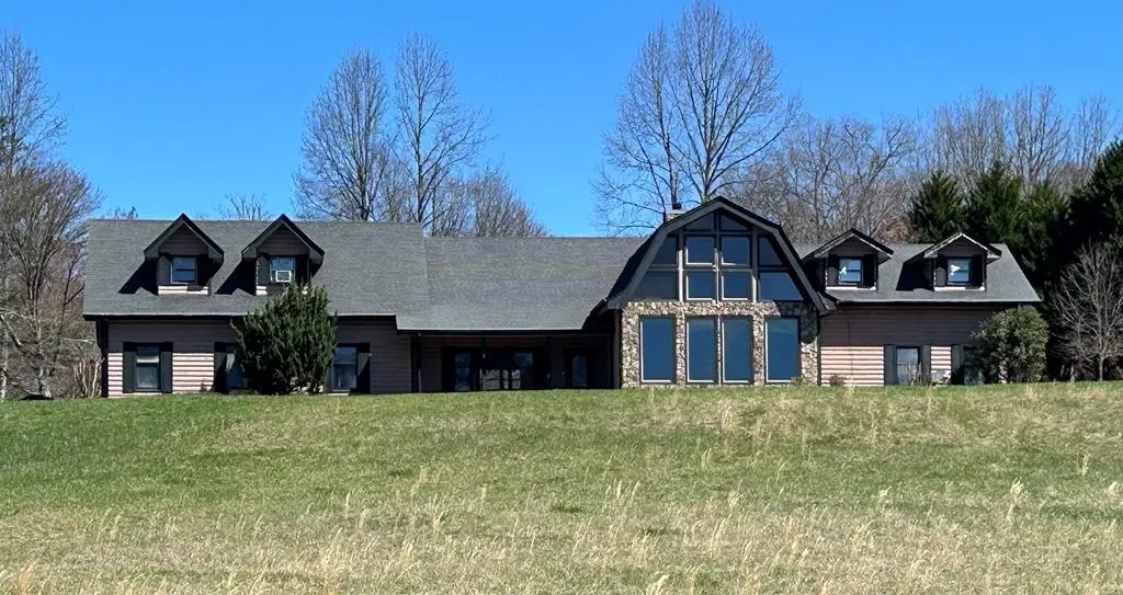 62 Stable Gate Drive, Blairsville, GA 30512 - #1