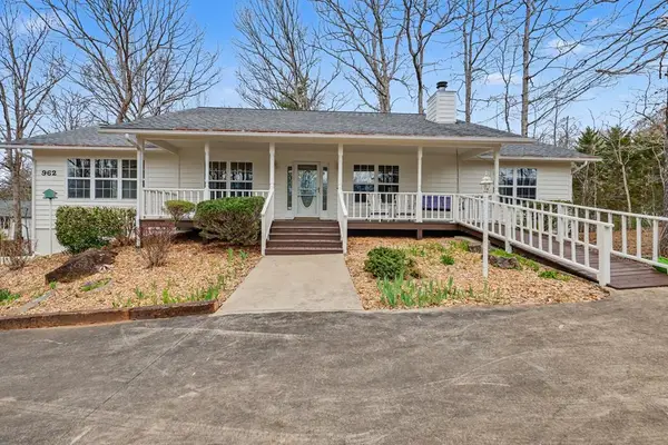 962 Ashley Lane, Young Harris, GA 30582