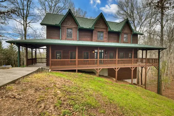 260 Bailey Farm Drive, Mineral Bluff, GA 30559