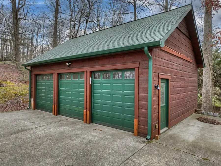 260 Bailey Farm Drive, Mineral Bluff, GA 30559 - #2