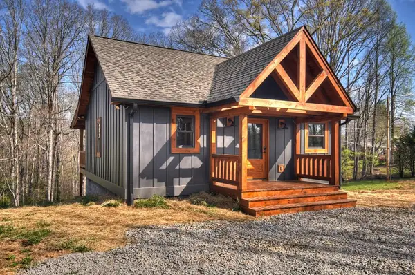 313 Barnes Chapel Road, Blue Ridge, GA 30513