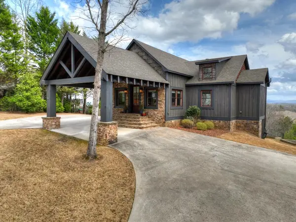 185 Logan Drive, Mineral Bluff, GA 30559