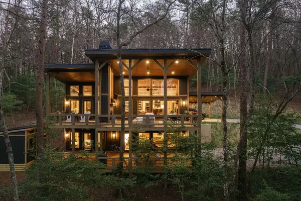 171 Huckleberry Lane, Mineral Bluff, GA 30559