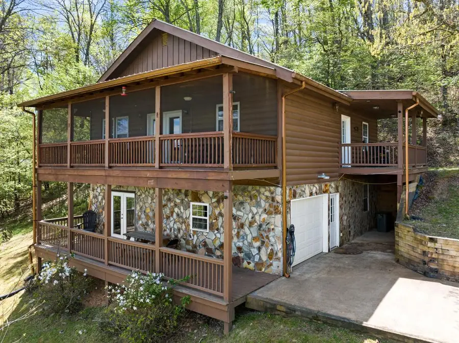 152 Cowboy Way, Mineral Bluff, GA 30559 - #2