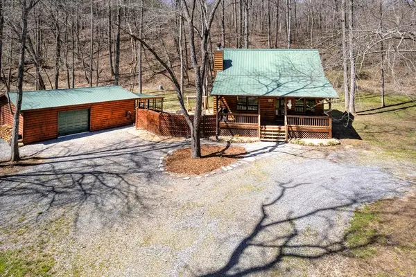 84 Luke Lane, Mineral Bluff, GA 30559